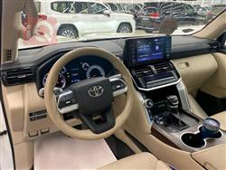 تۆیۆتا لاند کروزەر